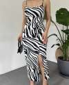 Askılı Yırtmaçlı Zebra Elbise Siyah Beyaz